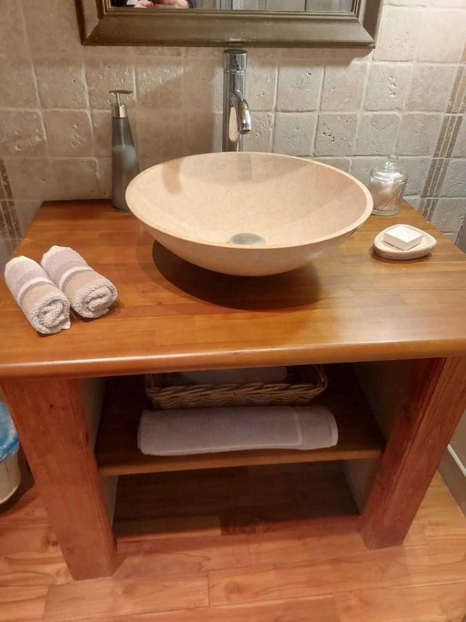 Walnut Apartment ซาร์ลา-ลา-กาเนดา ภายนอก รูปภาพ
